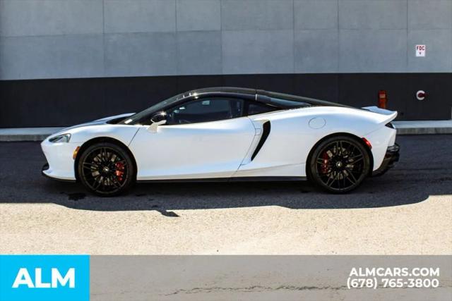 2023 McLaren GT Base