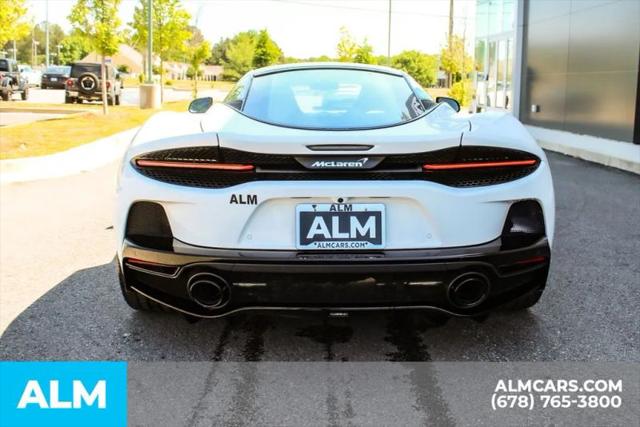 2023 McLaren GT Base
