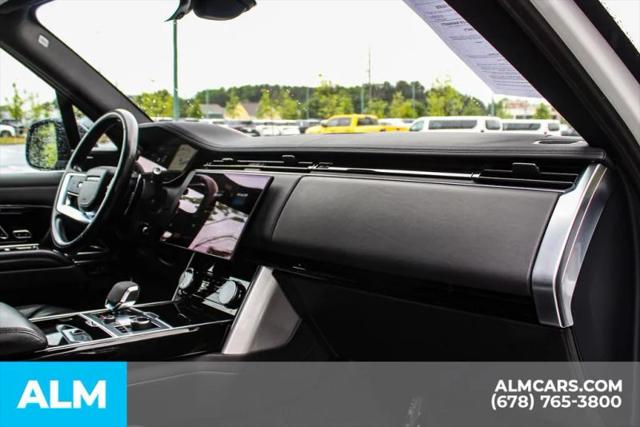 2023 Land Rover Range Rover P530 SE