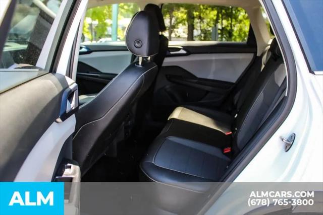 2024 Volkswagen Taos 1.5T SE