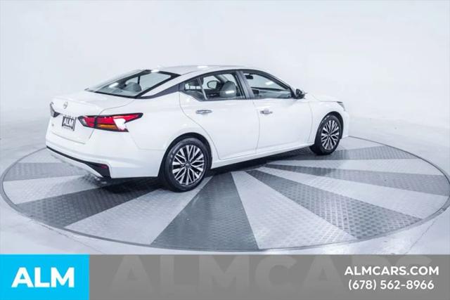 2025 Nissan Altima SV FWD