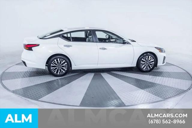 2025 Nissan Altima SV FWD