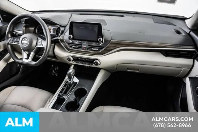 2025 Nissan Altima SV FWD