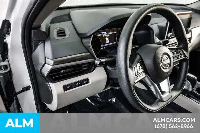 2025 Nissan Altima SV FWD