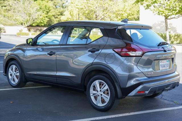 2022 Nissan Kicks S Xtronic CVT
