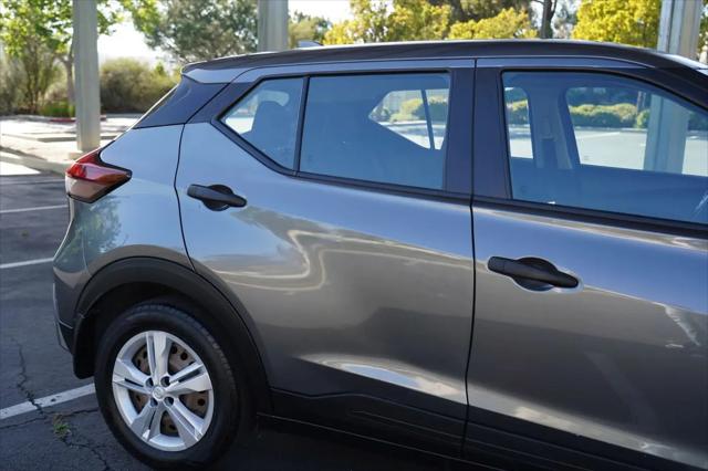 2022 Nissan Kicks S Xtronic CVT
