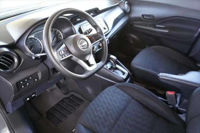 2022 Nissan Kicks S Xtronic CVT
