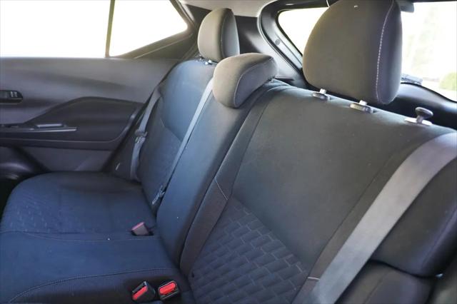 2022 Nissan Kicks S Xtronic CVT