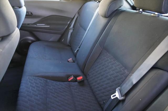 2022 Nissan Kicks S Xtronic CVT