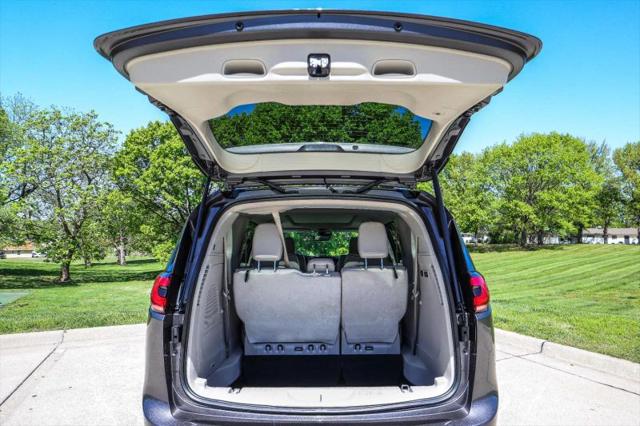 2021 Chrysler Pacifica Limited AWD