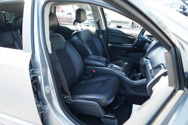 2019 Dodge Journey Crossroad AWD