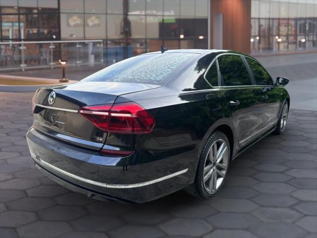 2017 Volkswagen Passat 1.8T R-Line