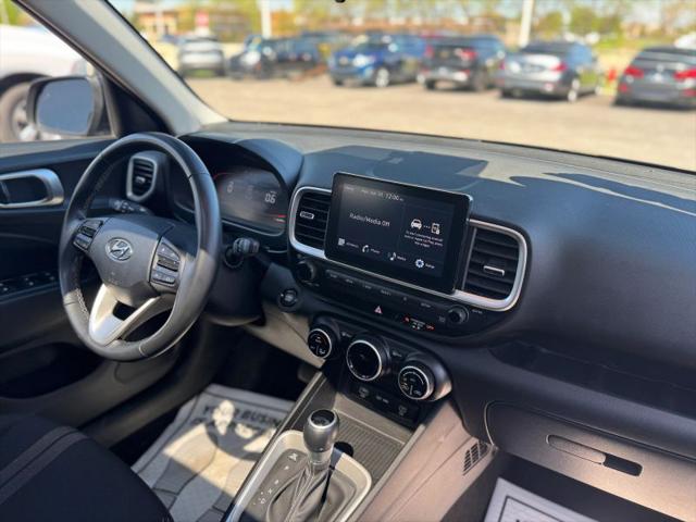 2024 Hyundai Venue SEL