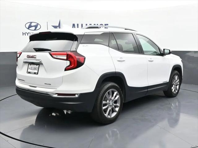 2024 GMC Terrain AWD SLT