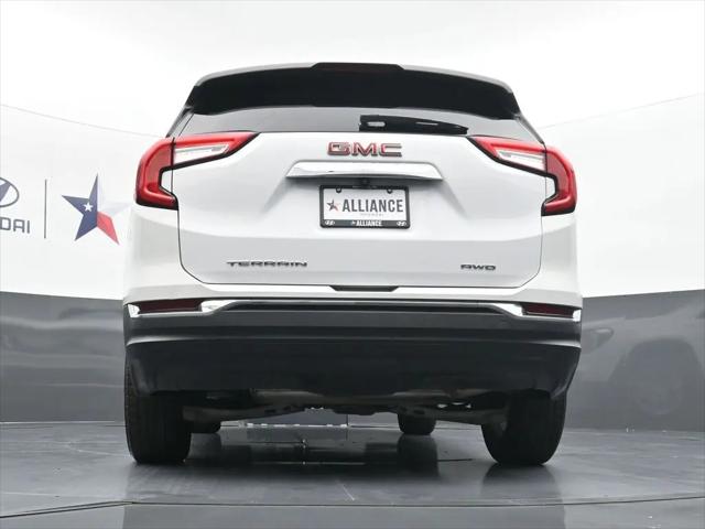 2024 GMC Terrain AWD SLT