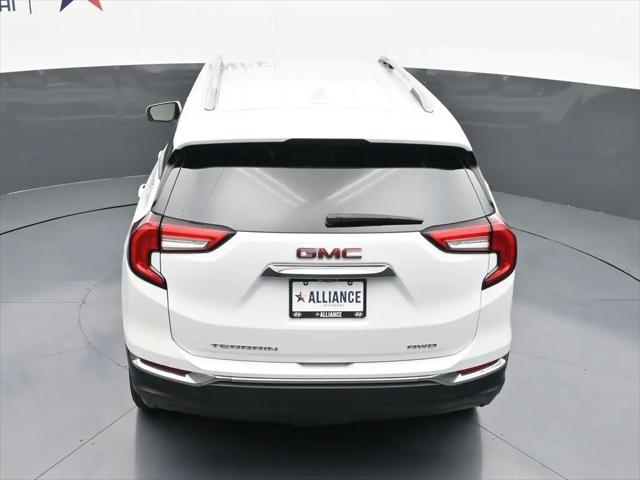 2024 GMC Terrain AWD SLT