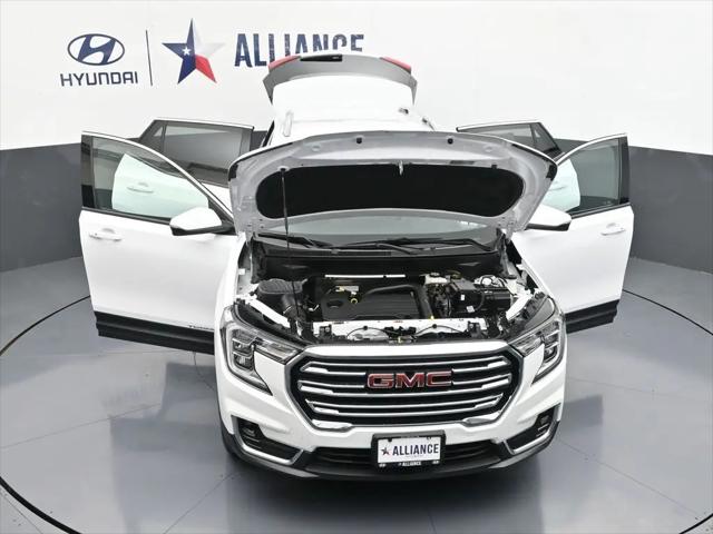 2024 GMC Terrain AWD SLT