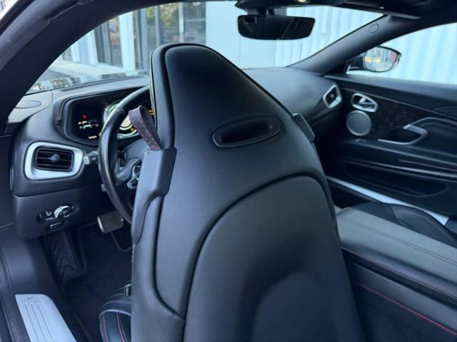 2018 Aston Martin DB11 Base