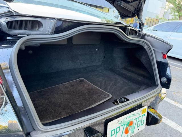 2018 Aston Martin DB11 Base