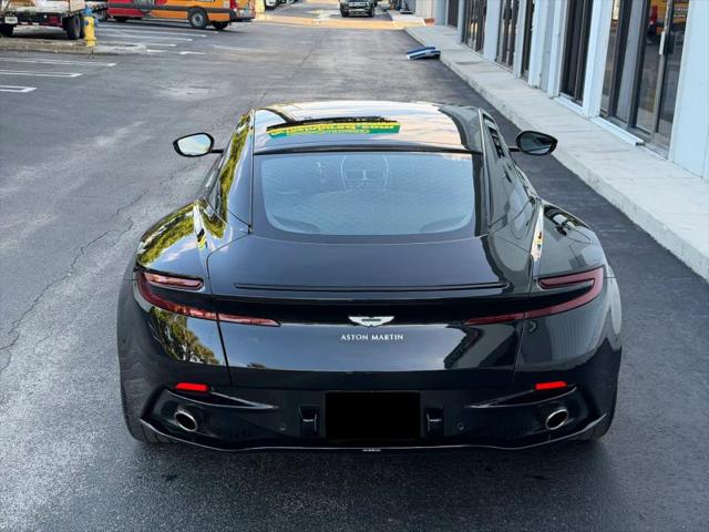 2018 Aston Martin DB11 Base