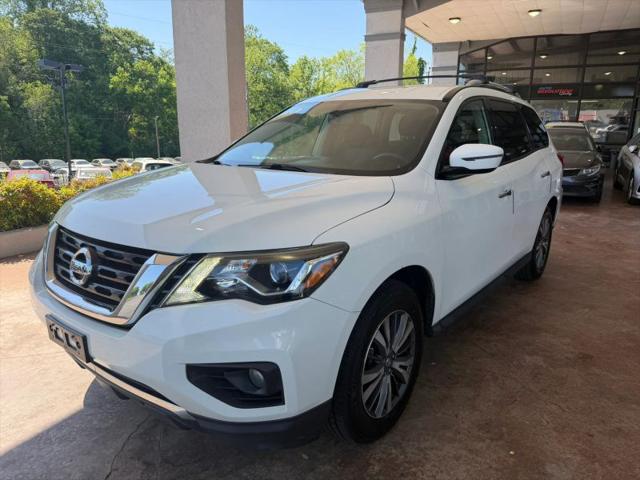 2017 Nissan Pathfinder SV
