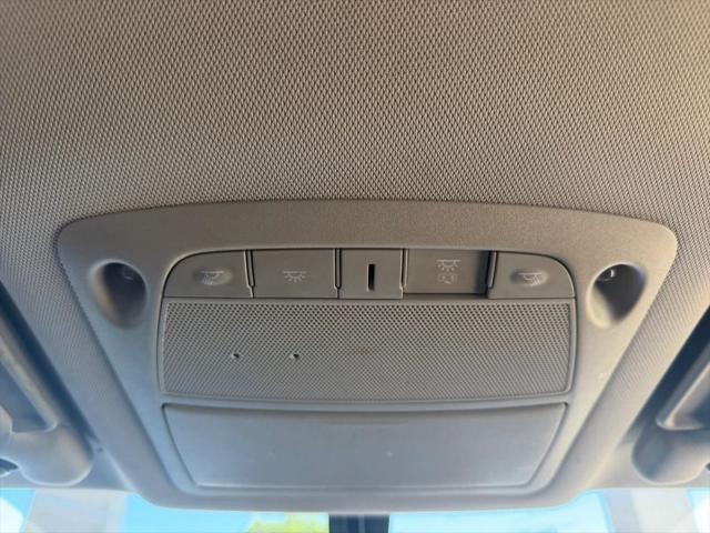 2017 Nissan Pathfinder SV