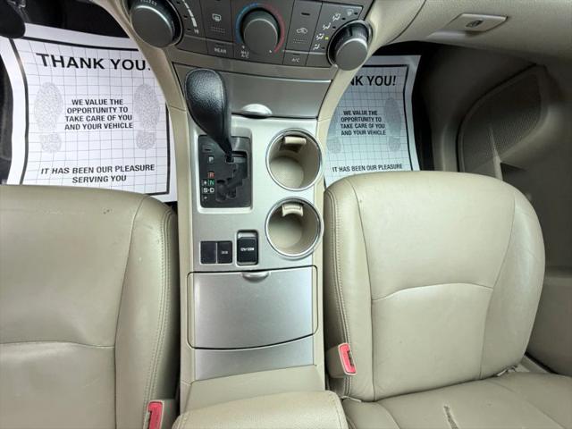 2012 Toyota Highlander SE