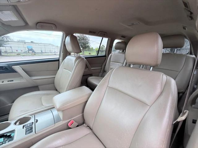 2012 Toyota Highlander SE