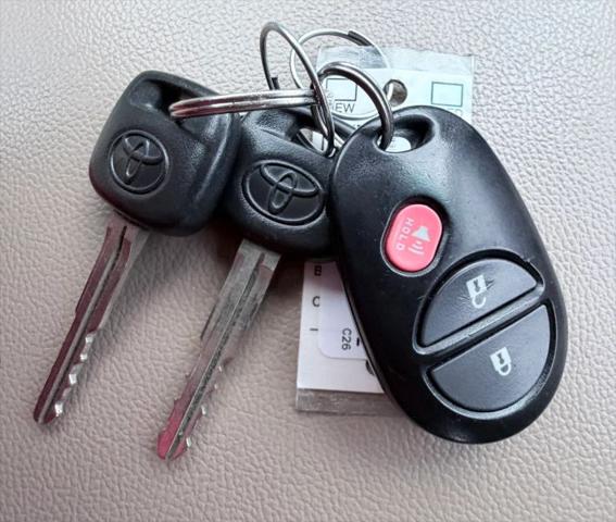 2012 Toyota Highlander SE