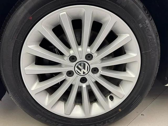 2017 Volkswagen Passat 1.8T SE