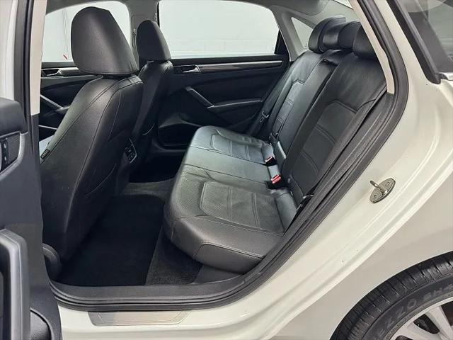 2017 Volkswagen Passat 1.8T SE