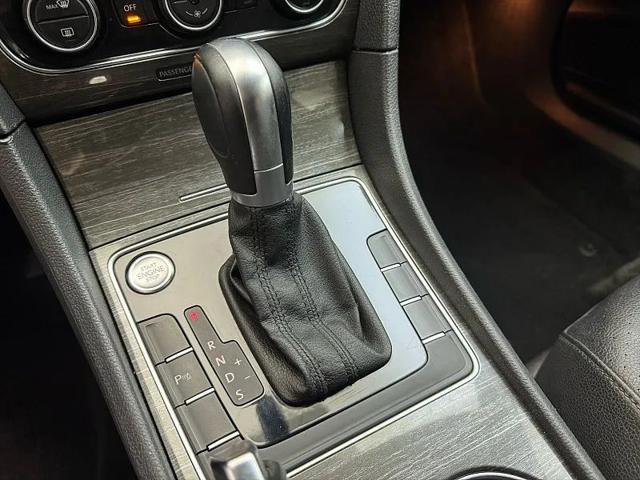 2017 Volkswagen Passat 1.8T SE