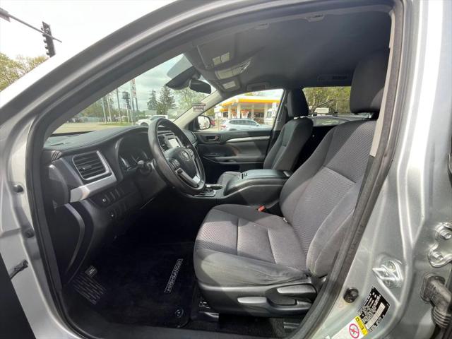 2017 Toyota Highlander LE