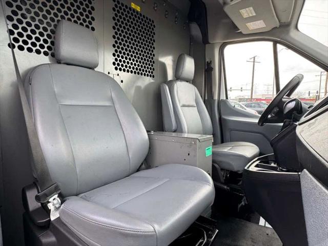 2019 Ford Transit Medium Roof w/Sliding Side Door w/RWB