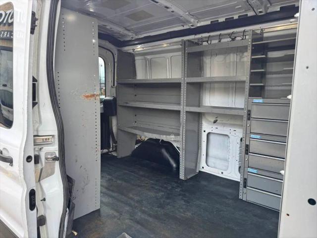 2019 Ford Transit Medium Roof w/Sliding Side Door w/RWB