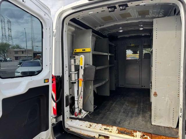 2019 Ford Transit Medium Roof w/Sliding Side Door w/RWB