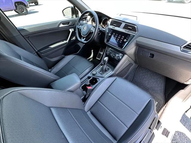 2021 Volkswagen Tiguan 2.0T SE R-Line Black