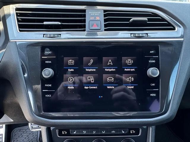 2021 Volkswagen Tiguan 2.0T SE R-Line Black