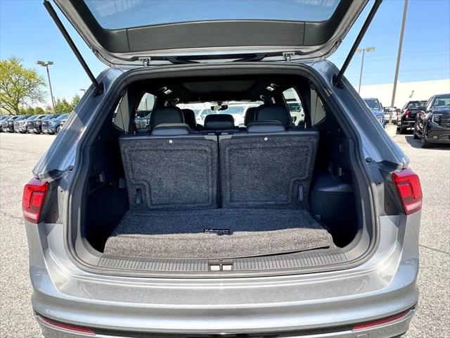 2021 Volkswagen Tiguan 2.0T SE R-Line Black