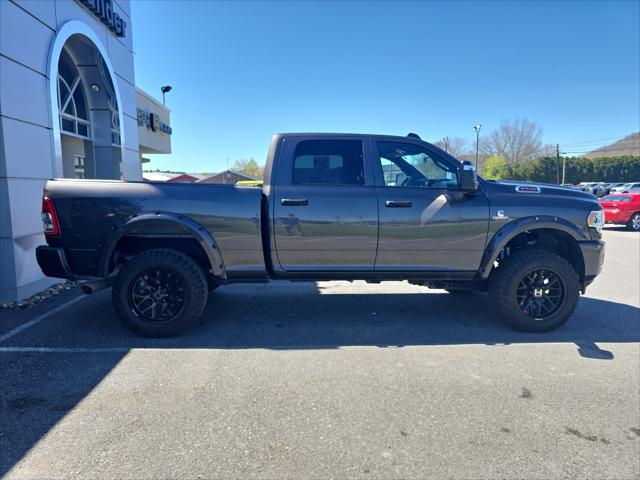 2024 RAM 3500 Tradesman Crew Cab 4x4 64 Box 2024 RAM 3500 Tradesman Crew Cab 4x4 64 Box