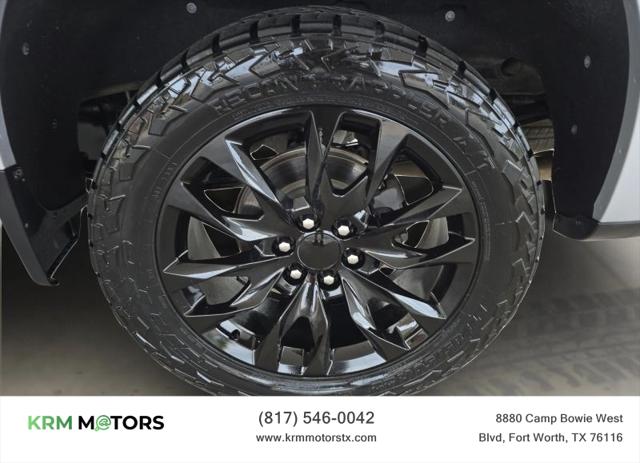 2022 Chevrolet Silverado 1500 4WD Crew Cab Short Bed RST