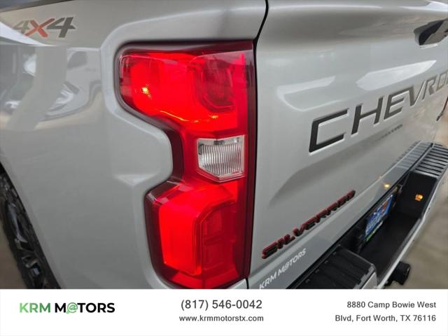 2022 Chevrolet Silverado 1500 4WD Crew Cab Short Bed RST
