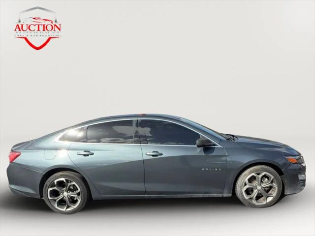2021 Chevrolet Malibu FWD LT
