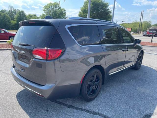 2019 Chrysler Pacifica Touring L