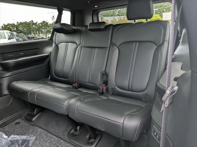 2026 Jeep Grand Wagoneer L 4x4