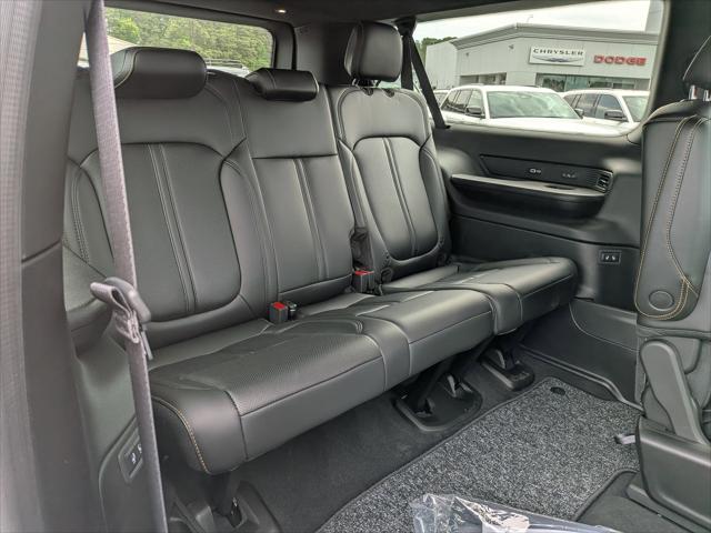 2026 Jeep Grand Wagoneer L 4x4