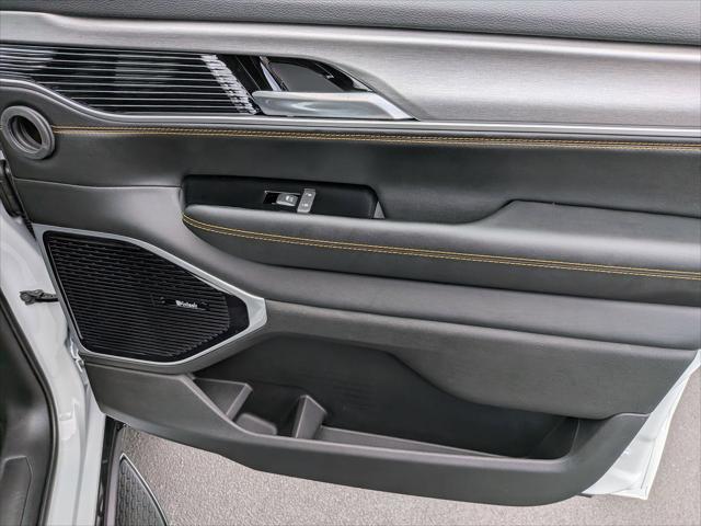 2026 Jeep Grand Wagoneer L 4x4