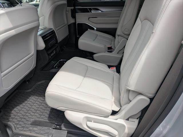 2026 Jeep Grand Wagoneer L Limited Reserve 4x4