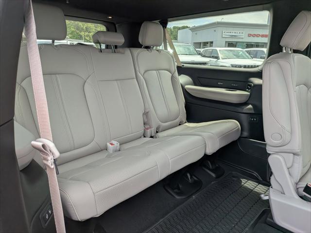2026 Jeep Grand Wagoneer L Limited Reserve 4x4