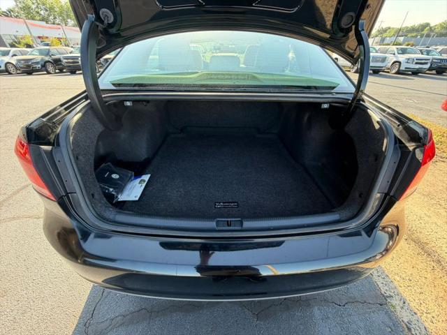 2012 Volkswagen Passat 2.5L SE